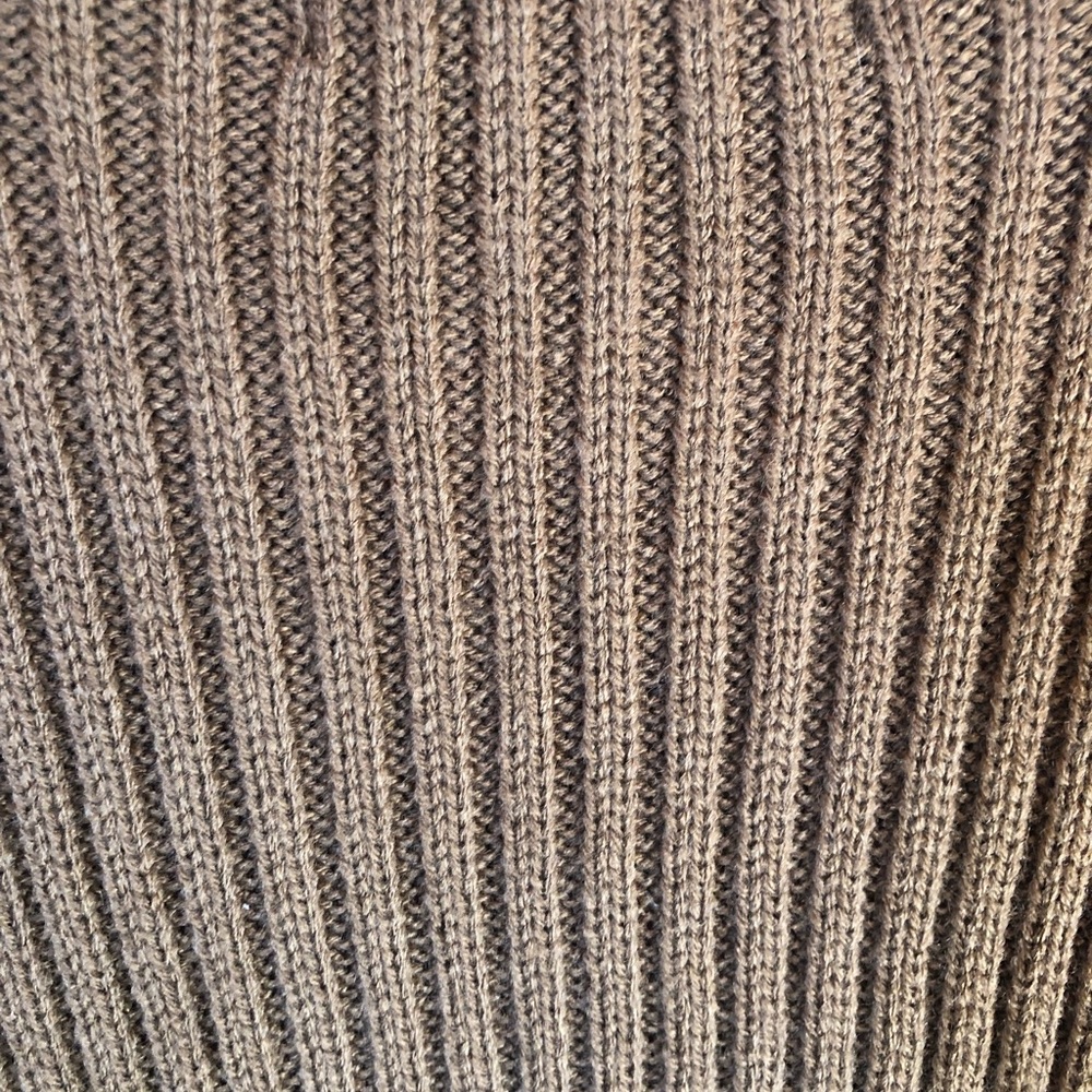Kikit Faux Fur Knit Zippered Vest - Picture 7 of 8